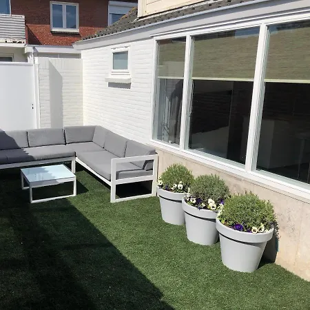 Holiday home Cosy Summerhouse Noordwijk