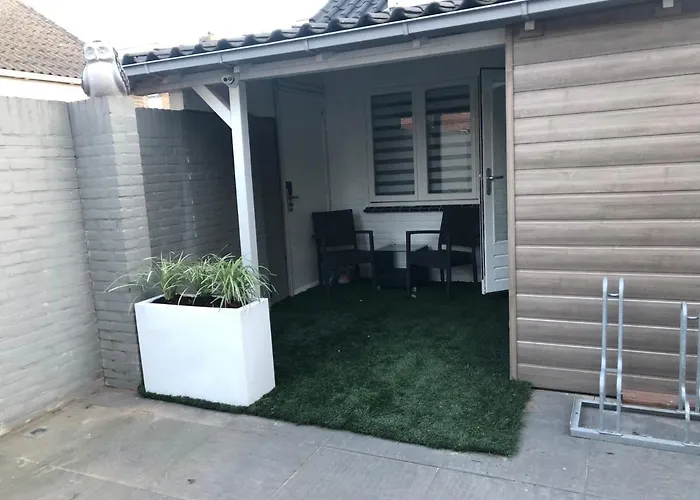 Dom wakacyjny Cosy Summerhouse *