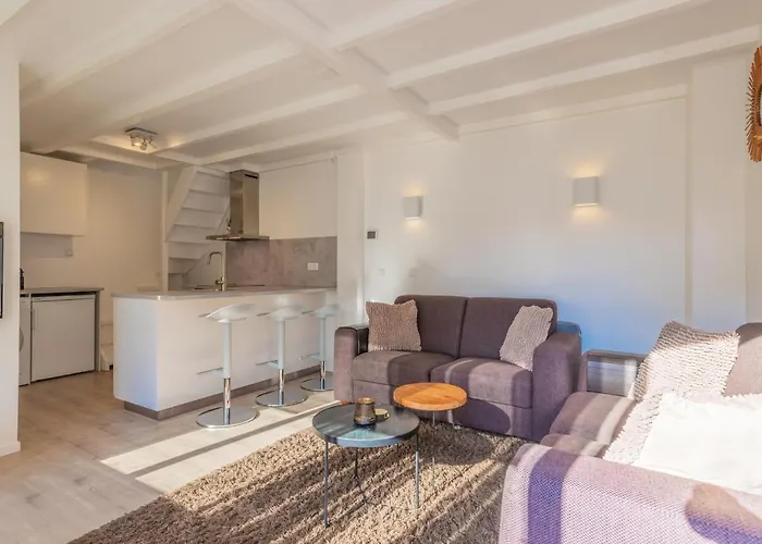 Dom wakacyjny Cosy Summerhouse Noordwijk